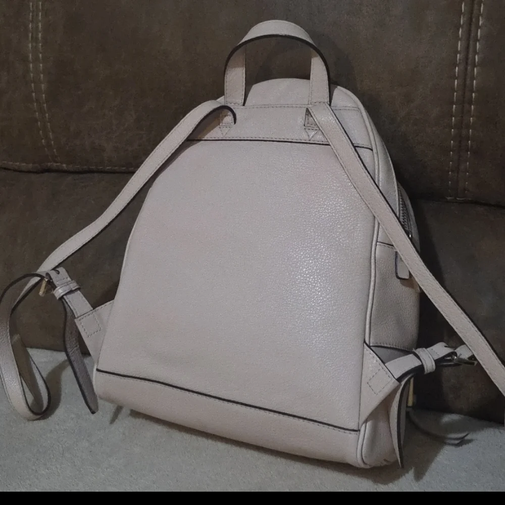 Michael Kors MK Rhea Medium Leather Backpack Soft Pink Gold